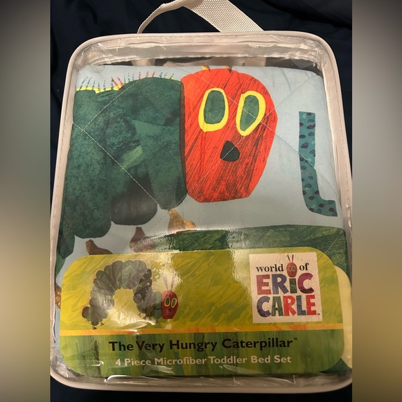 The very hungry caterpillar toddler bed set - brand new - Picture 3 of 4